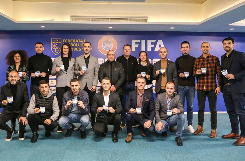  FFK: 16 gjyqtarë pajisen me stemën e FIFA-s, Kosova bëhet edhe me treshe të gjyqtareve