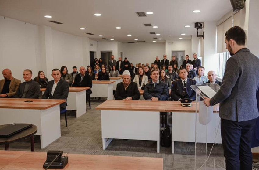  Kuvendi Komunal i Kamenicës mbanë mbledhjen solemne për nder të përvjetorit të Pavarësisë së Kosovës