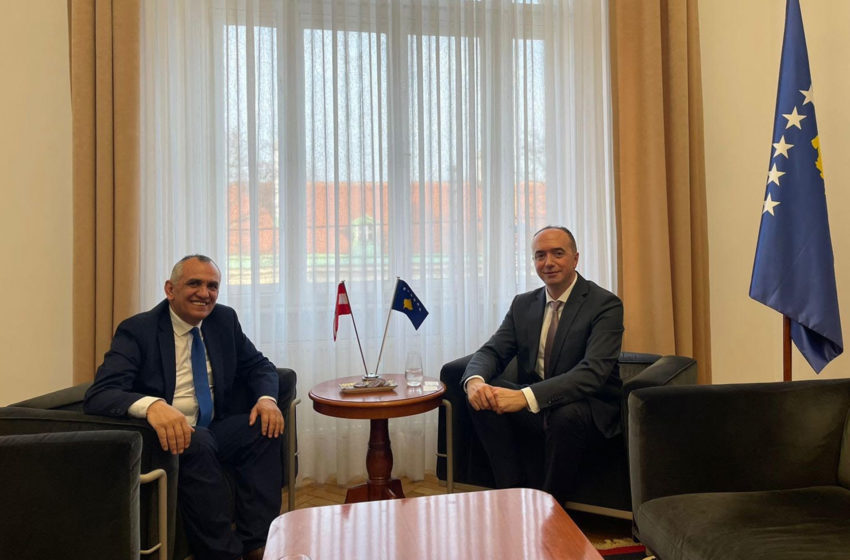  DHTIK viziton Ambasadën e Kosovës në Austri