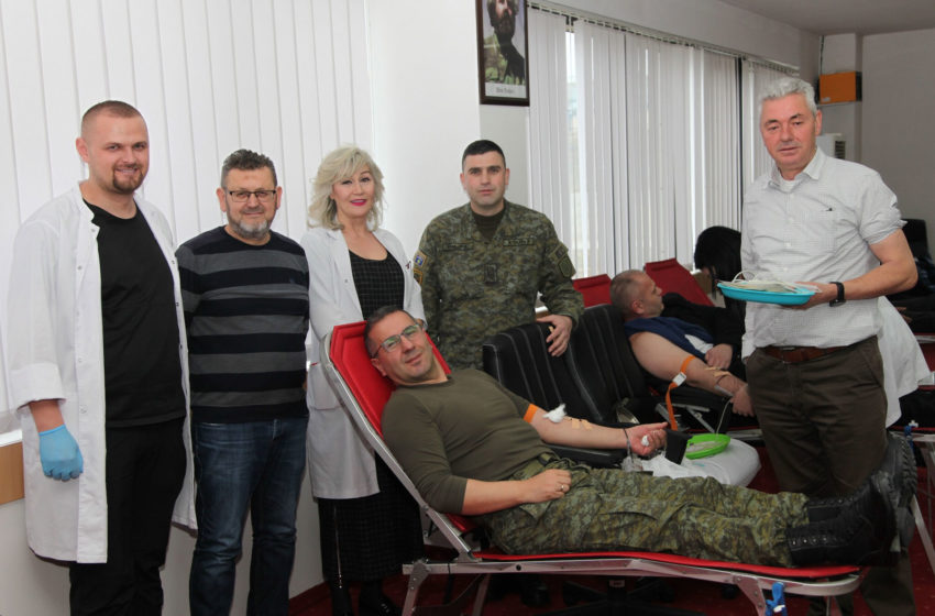  Në Ministrinë e Mbrojtjes dhe FSK, filloi aksioni tradicional i dhurimit të gjakut