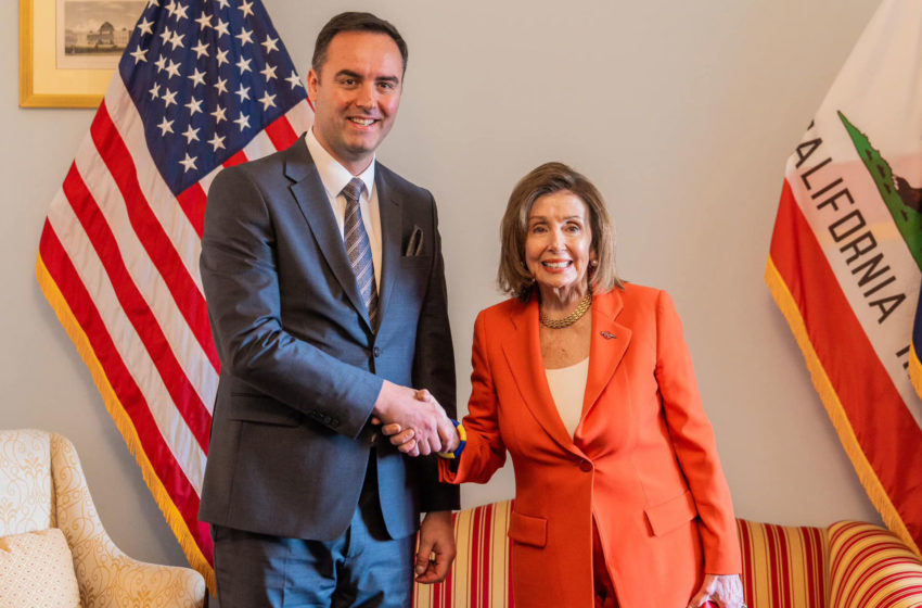  Kryetari i Kuvendit, Glauk Konjufca takoi ish-Kryetaren e Dhomës së Përfaqësuesve të Kongresit Amerikan, Nancy Pelosi