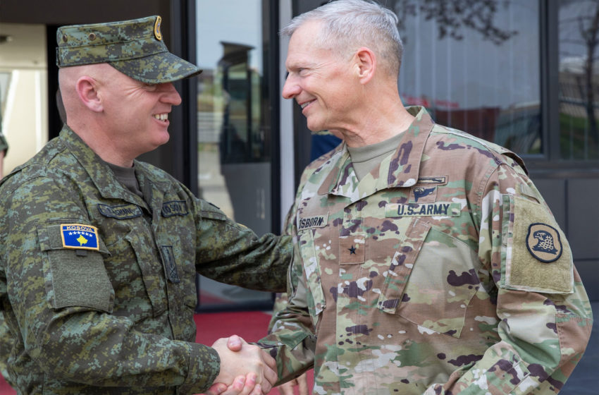  Komandanti i ri i Gardës Kombëtarë të Iowa-s Gjeneral brigade Stephen Osborn viziton Forcën e Sigurisë së Kosovës
