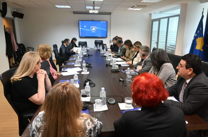  Haxhiu: Programi Kombëtar për trajtimin e kryerësve të dhunës në familje dhe dhunës ndaj grave dhe vajzave do të finalizohet deri në shtator