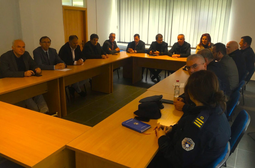  Takim pune i Policisë së Kosovës me Drejtorinë e Arsimit në Gjilan