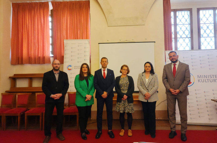  Një delegacion i MKRS-së qëndroi për vizitë në Çeki