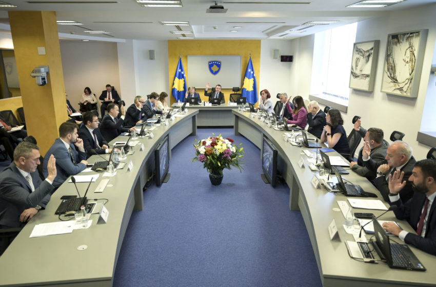  Qeveria e Kosovës mbajti mbledhjen e saj të rregullt – ja vendimet që i mori