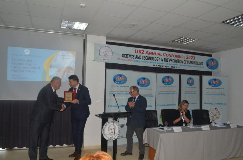  Akademik Fejzullah Krasniqi merr Çmimin e Konferencës Vjetore të UKZ-së 2023 “Marin Barleti”