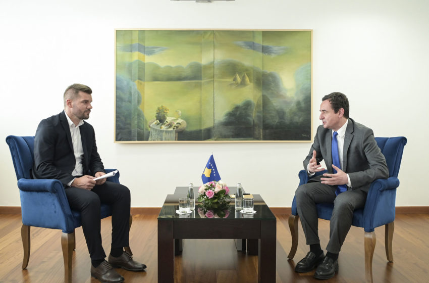  Kryeministri Kurti mirëpriti Kryetarin e ri të Këshillit Kombëtar Shqiptar në Serbi, Nevzad Lutfiun