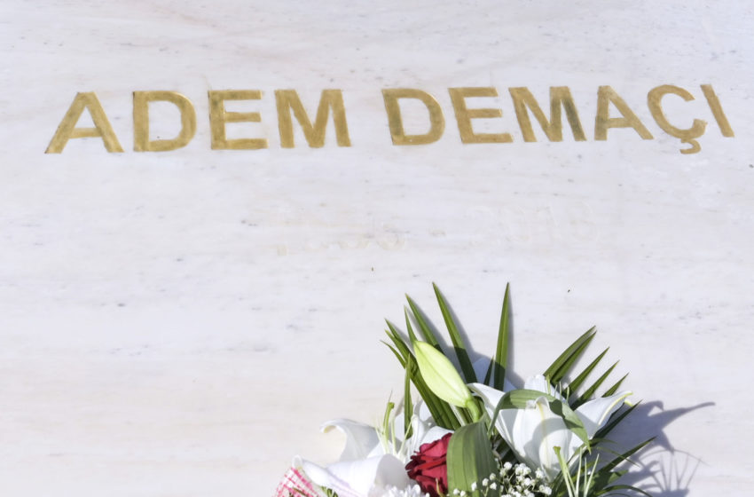  Presidentja: Vetëmohimi i Demaçit është dëshmi e rrugës së zorshme deri te liria dhe bërja e shtetit