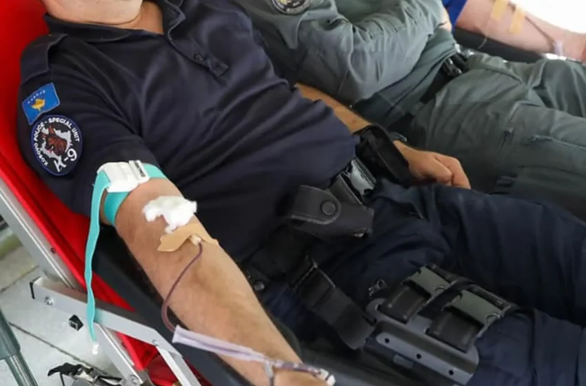  Pjesëtarët e Policisë së Kosovës dhurojnë gjak