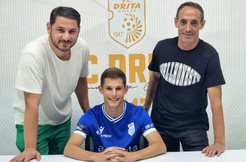  FC Drita: Erion Ramushi nënshkruan kontratë profesionale me klubin