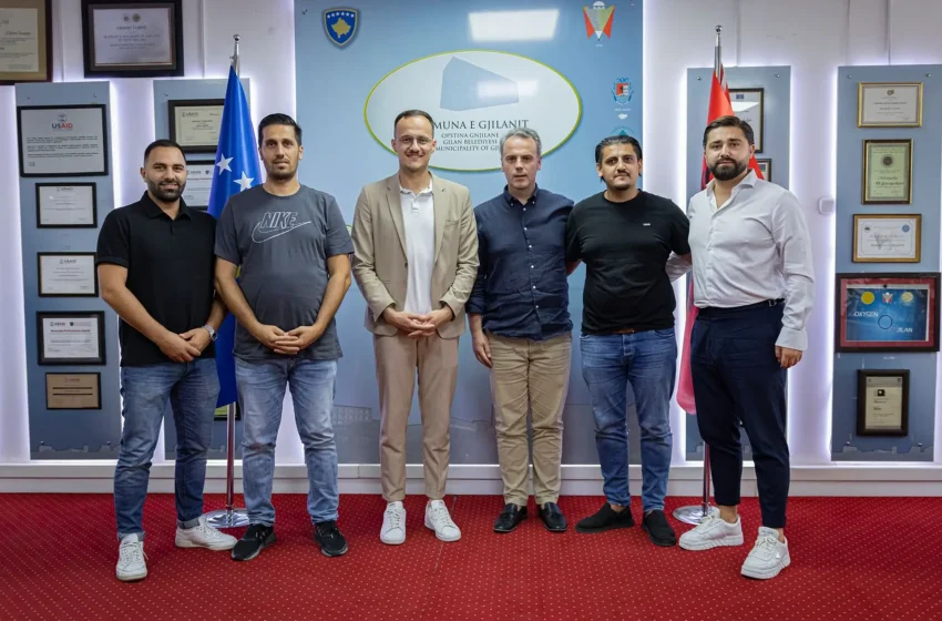  Kryetari i Komunës së Gjilanit mirëpret aksionarët e rinj të SC Gjilanit
