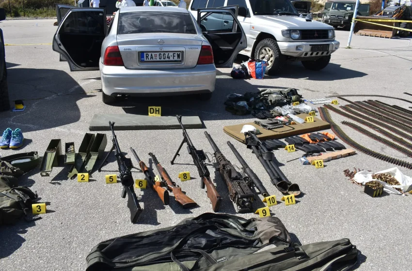  Në veri të vendit arrestohen edhe dy persona dhe konfiskohet arsenal armësh
