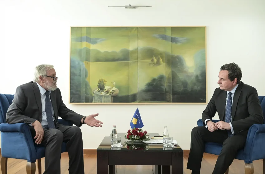  Kryeministri Kurti priti Kryetarin e Akademisë së Shkencave dhe Arteve të Kosovës, akademikun Mehmet Kraja