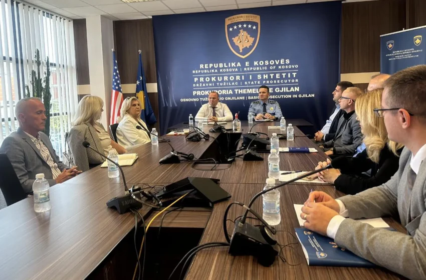  Prokuroria Themelore në Gjilan mban takim në kuadër të ‘’Javës për të Drejtat e Viktimave të Krimit’’
