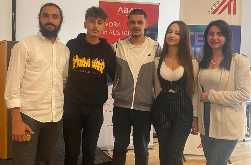  Studentët e FSHK kanë kaluar me sukses të jashtëzakonshëm garat në Techfest Albania