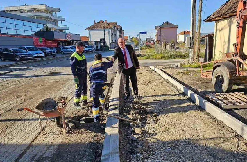  Kryetari i Vitisë ka parë nga afër punimet infrastrukturore në qendër të Pozheranit