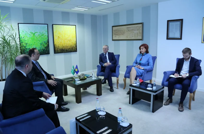  Zëvendëskryeministri Bislimi priti në takim ambasadorin jo-rezident të Arabisë Saudite për Kosovë, Faisal Hifzi Ghazi