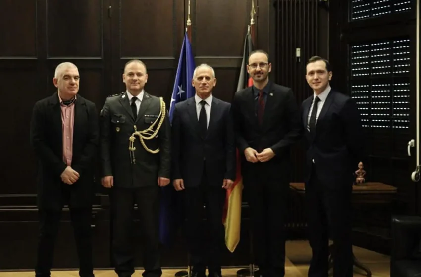  Zëvendësministri Syla, u takua me të ngarkuarin me punë në Ambasadën e Kosovës në Berlin, ambasadori Ajeti