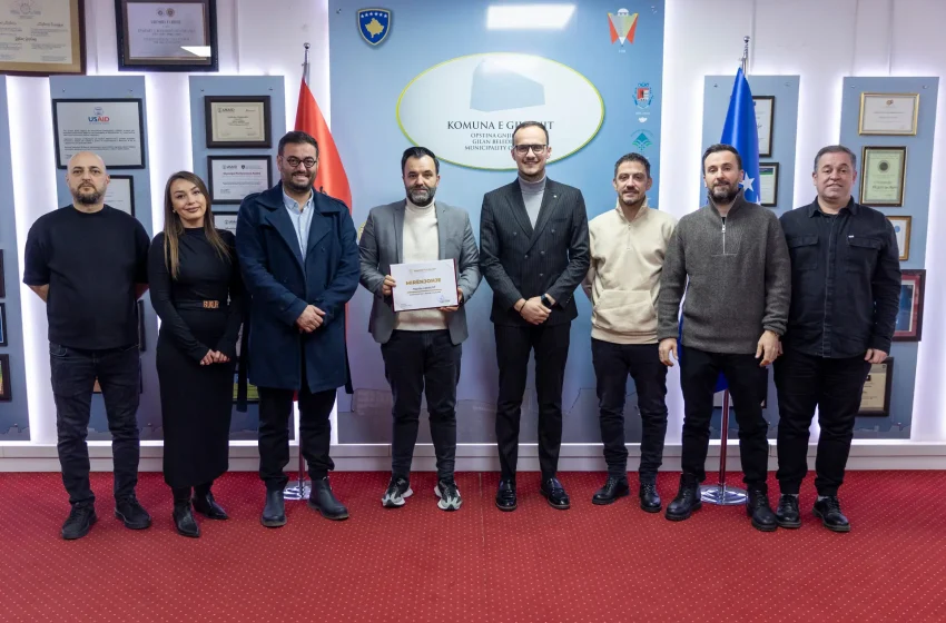  Kryetari Hyseni: Teatri i Gjilanit, institucioni më i dalluar kulturor