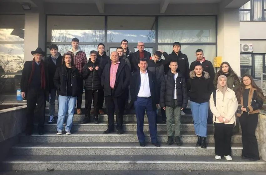  Ekipi i matematikanëve të rinj të Gjilanit arriti rezultate solide në OMK 2024