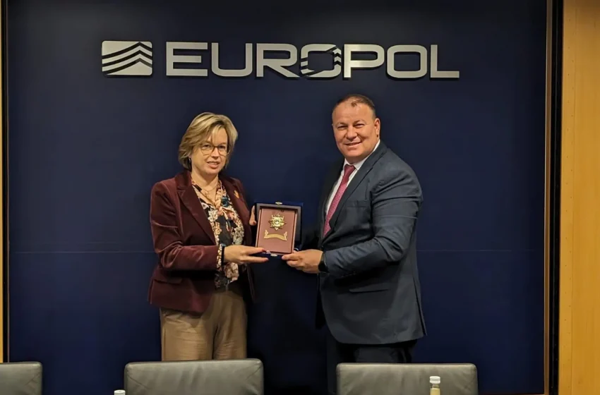  Drejtori i Policisë së Kosovës, pritet në takim nga drejtoresha ekzekutive e EUROPOL-it