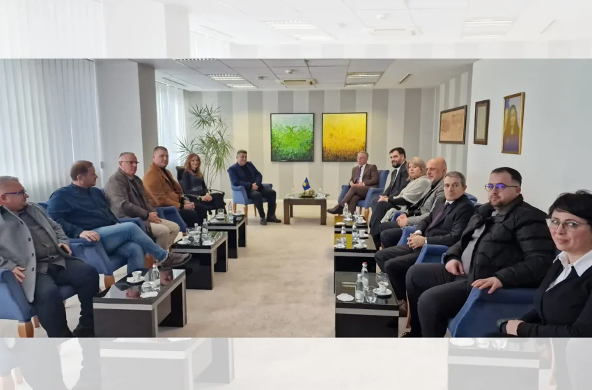  Zëvendëskryeministri Bislimi takoi përfaqësues të mediave në gjuhën shqipe nga Lugina e Preshevës