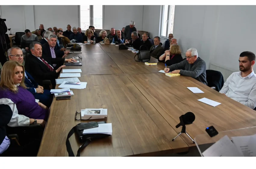  “Flaka e Janarit”në Kamenicë vazhdon me orë letrare