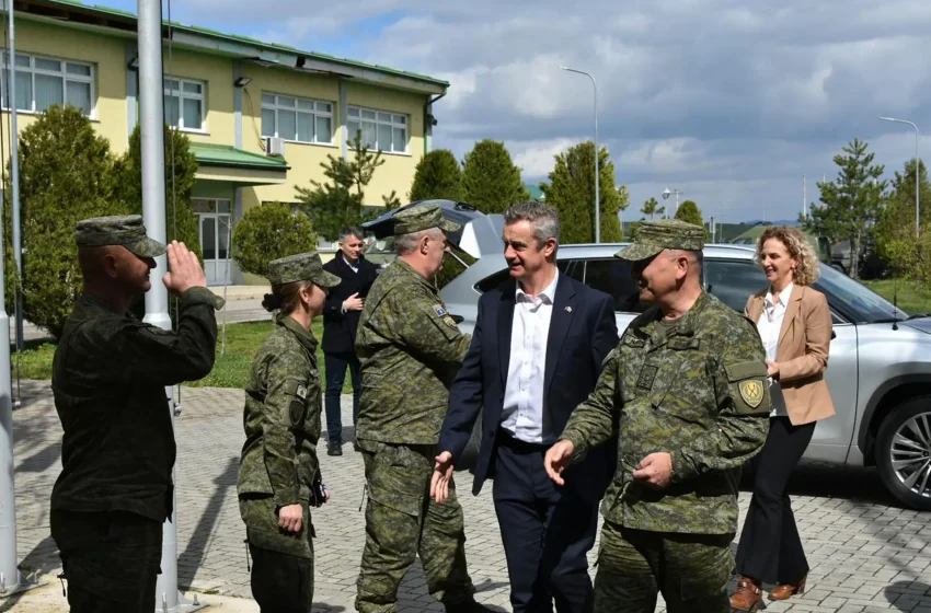  Ambasadori i Mbretërisë së Bashkuar ka vizituar Gardën Kombëtare të FSK-së