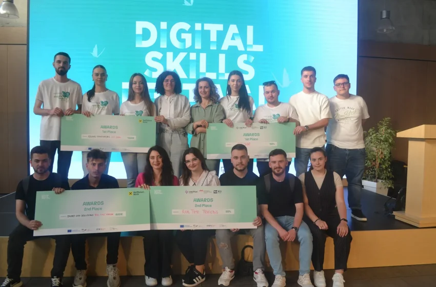  Studentët e FSHK-së fituan dy çmime në Festivalin e Shkathtësive Digjitale 2024