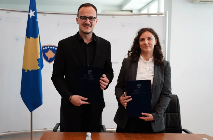  Ministrja Rizvanolli: Gjilani po bëhet “SmartCity”