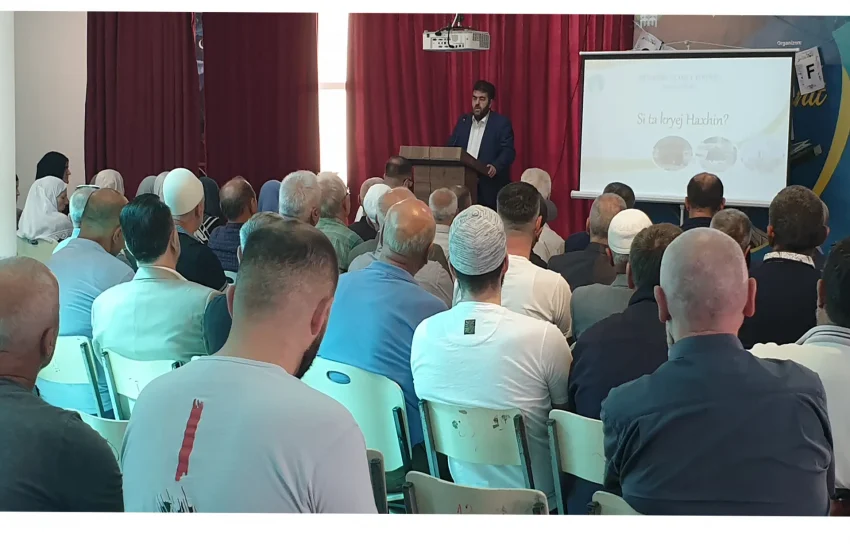  Këshilli i Bashkësisë Islame në Gjilan mbajti trajnimin e parë me haxhinjtë e Komunës së Gjilanit