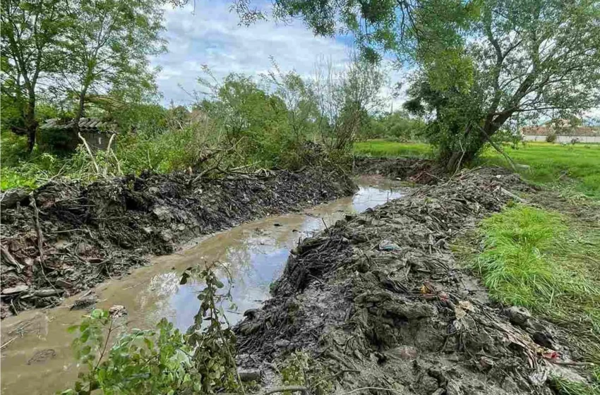  Vitia po vazhdon me pastrimin e përroskave dhe hapja e kanaleve në Viti