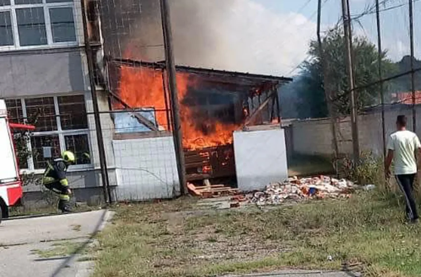  Dëmtohet objekti i SHFMU “Rexhep Mala” në Topanicë si pasojë e zjarrit