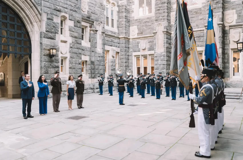  Presidentja Osmani: Jashtëzakonisht e nderuar me pritjen madhështore nga ushtria amerikane në akademinë ushtarake West Point