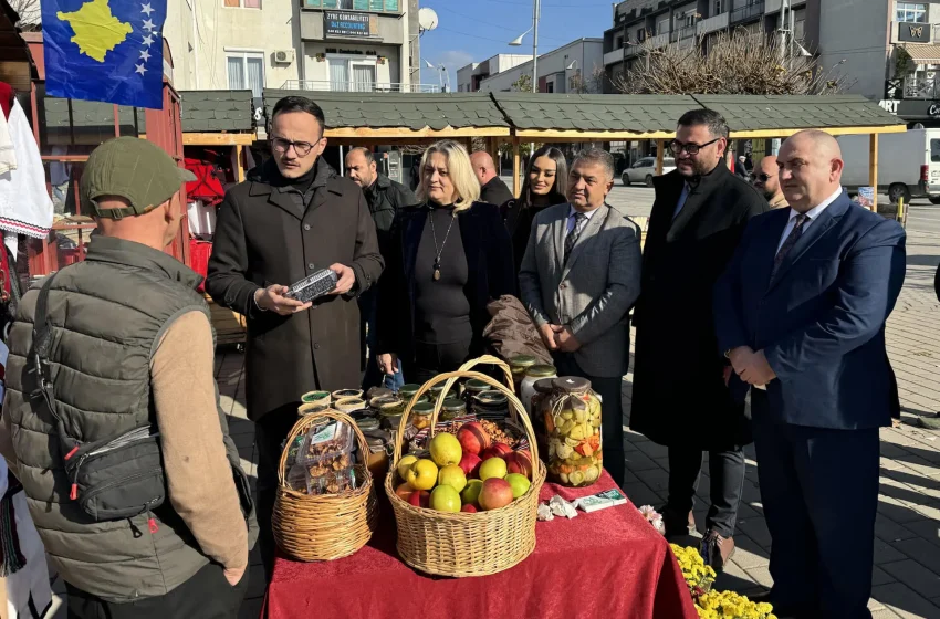  Mbahet panairi tradicional “Forco Traditën”