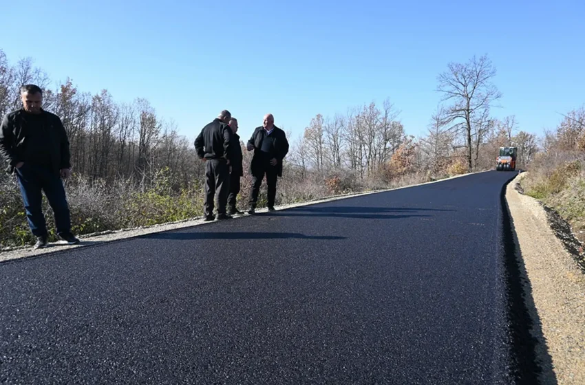  Po asfaltohet rruga që lidhë mes veti fshatrat Buzovik dhe Beguncë