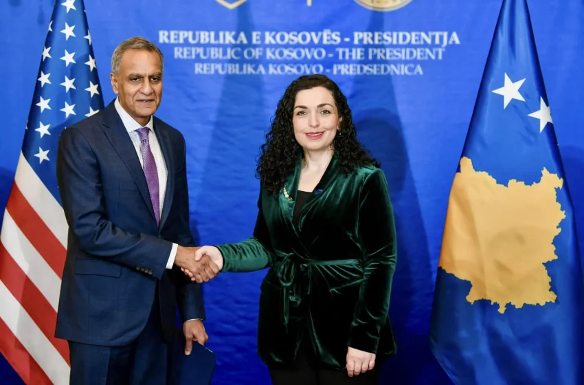  Presidentja Osmani priti në takim Sekretarin e Shtetit Amerikan për Menaxhimin dhe Resurset, Richard R. Verma