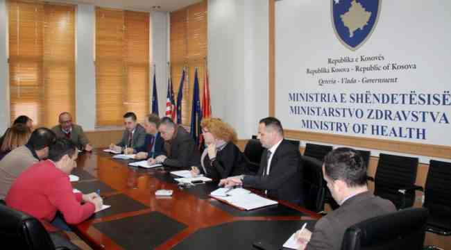 Ministri Rrahmani bisedon me drejtues të Odave të profesionistëve shëndetësorë për sfidat e këtij viti