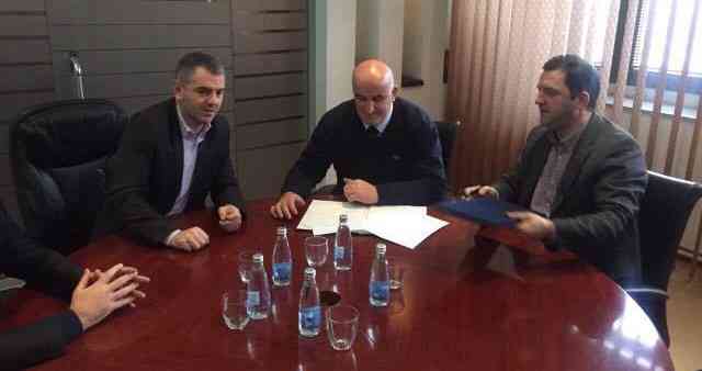 Haliti nënshkruan memorandum për renovimin e Shtëpisë së Kulturës “ Gursel e Bajram Sylejmani”