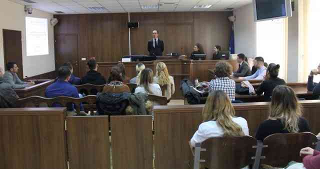 Ligjërata për praktikantë të gjykatës