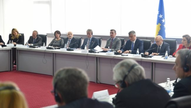 Brezat e rinj duhet ta dinë se çfarë kanë bërë brezat e mëparshëm