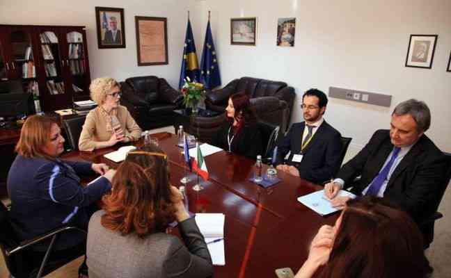 delegacionin nga Italia