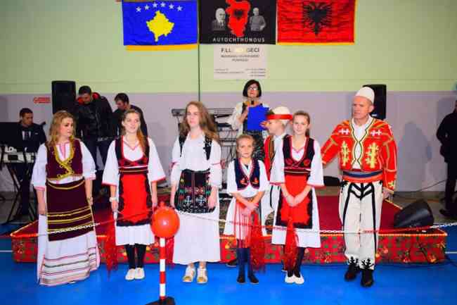 Atmosferë e zjarrtë festive në Lison