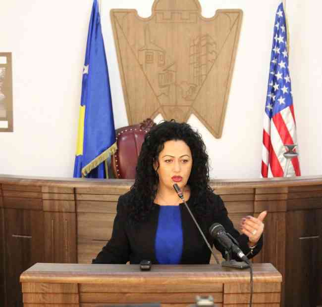 Valentina Rexhepi-Bunjaku: Luta, kandidati ynë-“të huajve” as mos t’u shko mendja!
