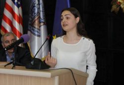 Flaka Latifi nga Gjilani