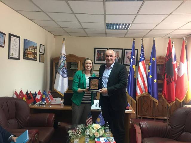 Dianna Palequin, zyrtare e lartë nga USAID-i