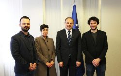 “Fusha e mëllenjave” - MPJ ndihmon financiarisht një projekt të ri kosovaro-britanik