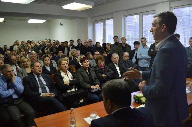 Veseli: PDK ka guximin dhe vizionin për të fituar
