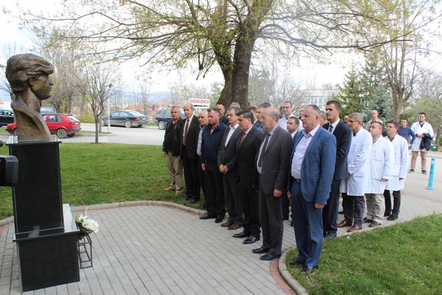 Haziri: E përjkujtojmë me krenari veprën e madhe heroike të Agim Rashitit